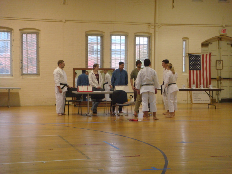 Image: /media/?path=/sports/Karate/2007-11-03 2007 UConn Husky Cup/20071103-123842-0.jpg